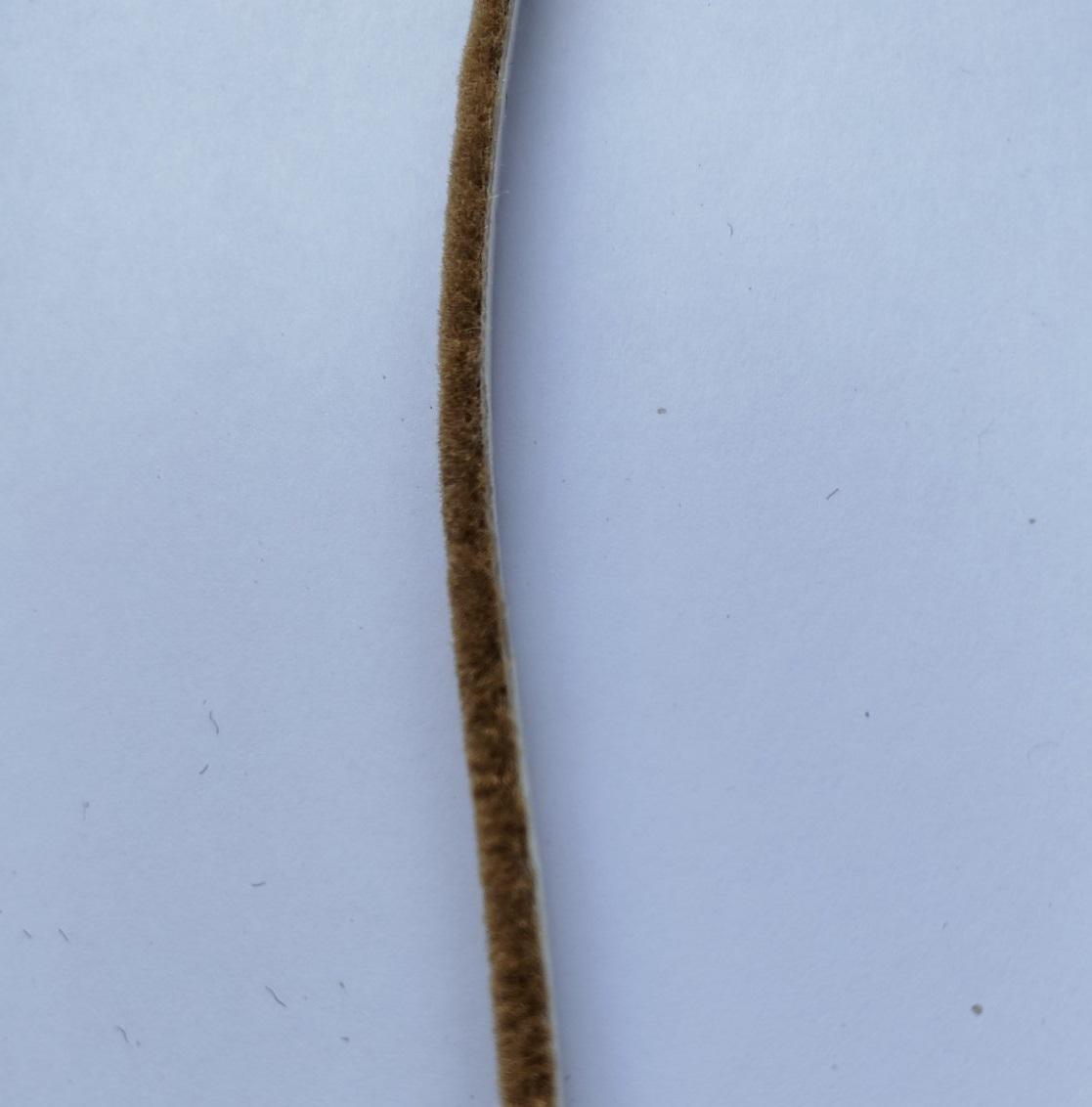 Клеевая щетка пылезащитная 6,7х6 мм Золотой (27206449) - фото 2 Клеевая щетка пылезащитная 6,7х6 мм Золотой (27206449) - фото 2