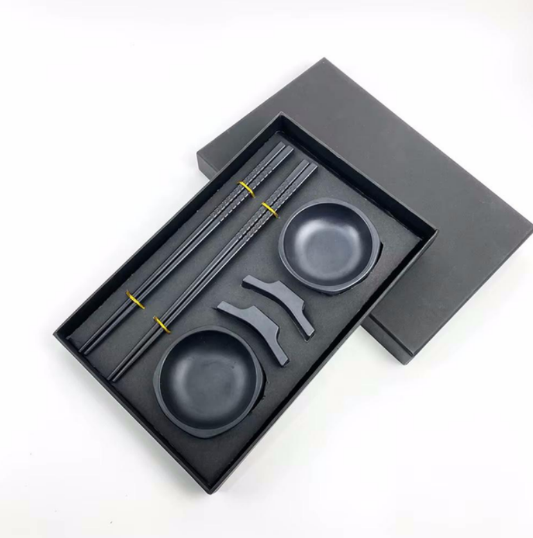 Набор посуды многоразовый для азиатской кухни палочки для суши и ролов/соусницы/подставки