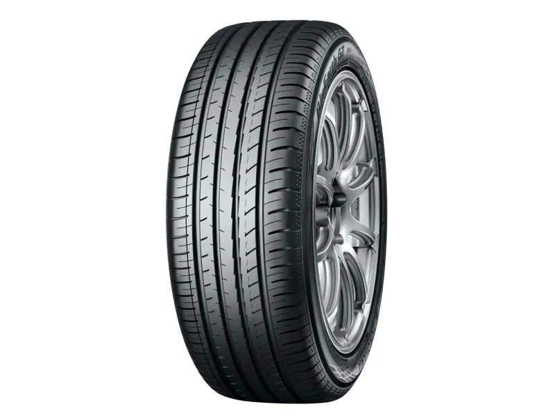 Шина летняя Yokohama BluEarth-GT AE51D 185/65 R15 88T (133066)