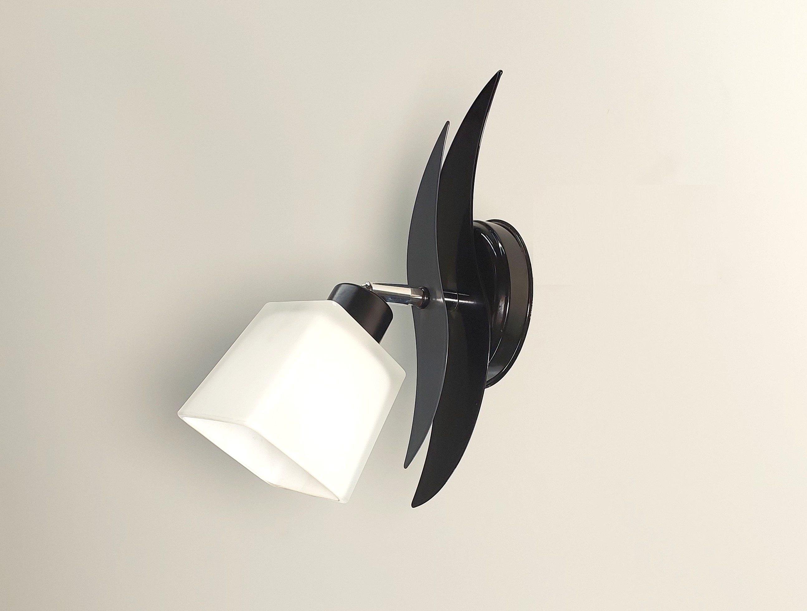 Бра настенный Волна поворотный металлический Черный/Серый