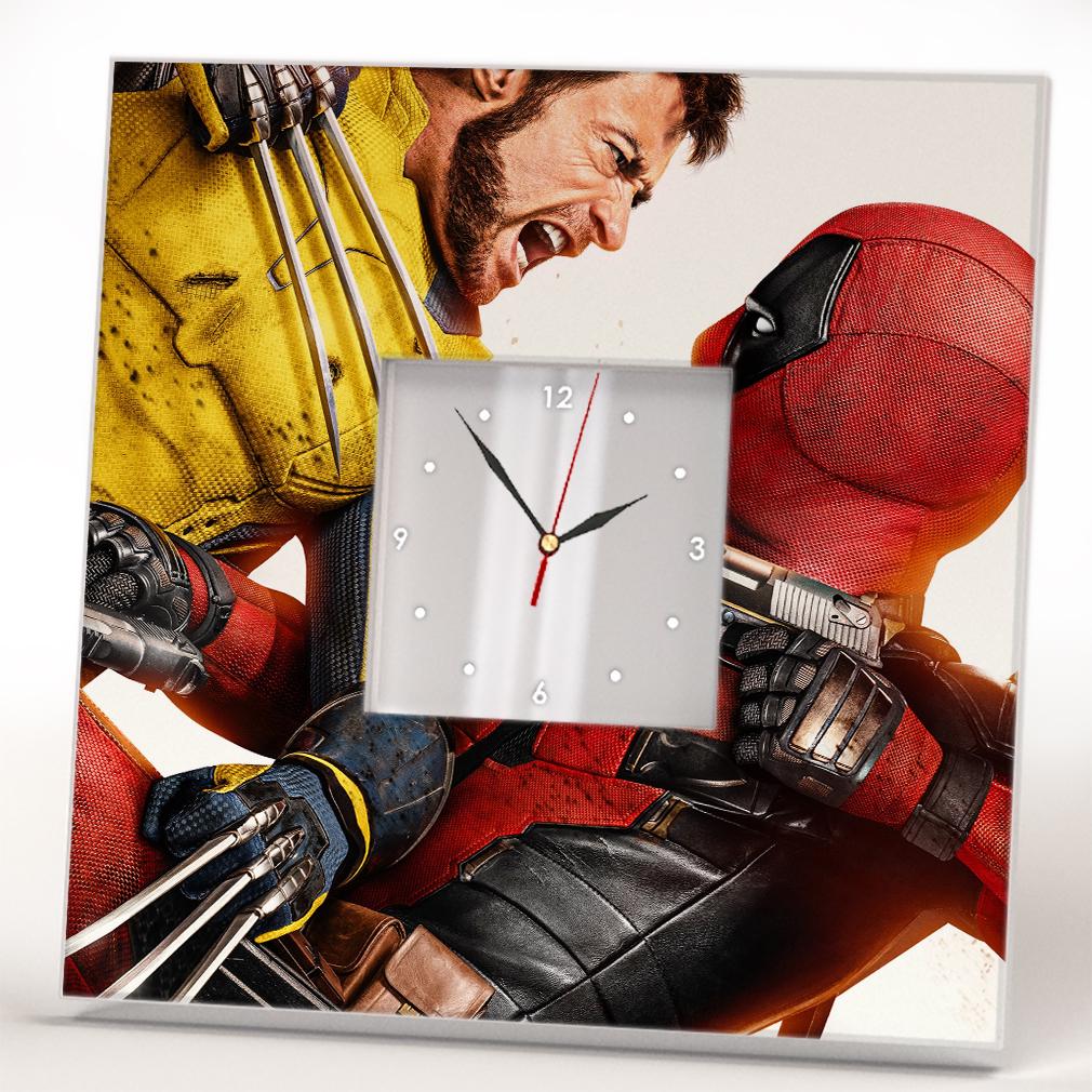 Часы "Дедпул и Росомаха" Marvel 260x260 мм (C04317)
