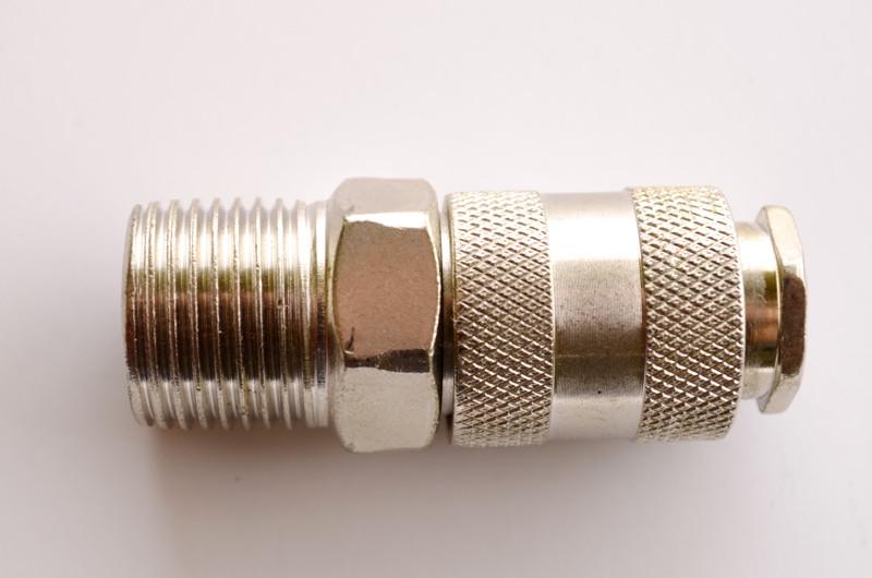 Соединитель для компрессора с внешней резьбой 1/2 под выход 10 мм (4742)