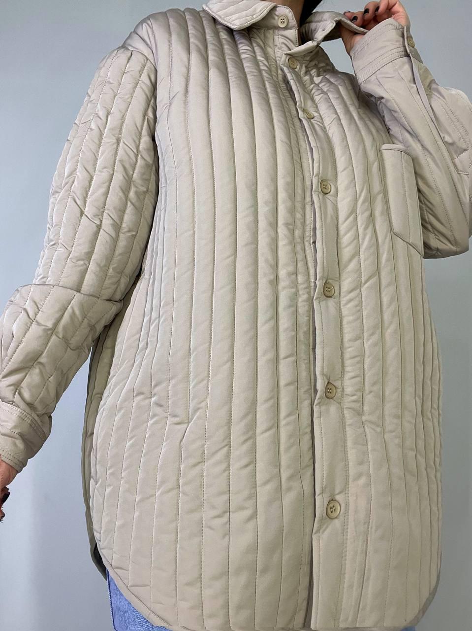 Куртка женская LADY YEP 9089 рубашка удлиненная стеганая демисезонная OS Бежевый (3721) - фото 10 Куртка женская LADY YEP 9089 рубашка удлиненная стеганая демисезонная OS Бежевый (3721) - фото 10