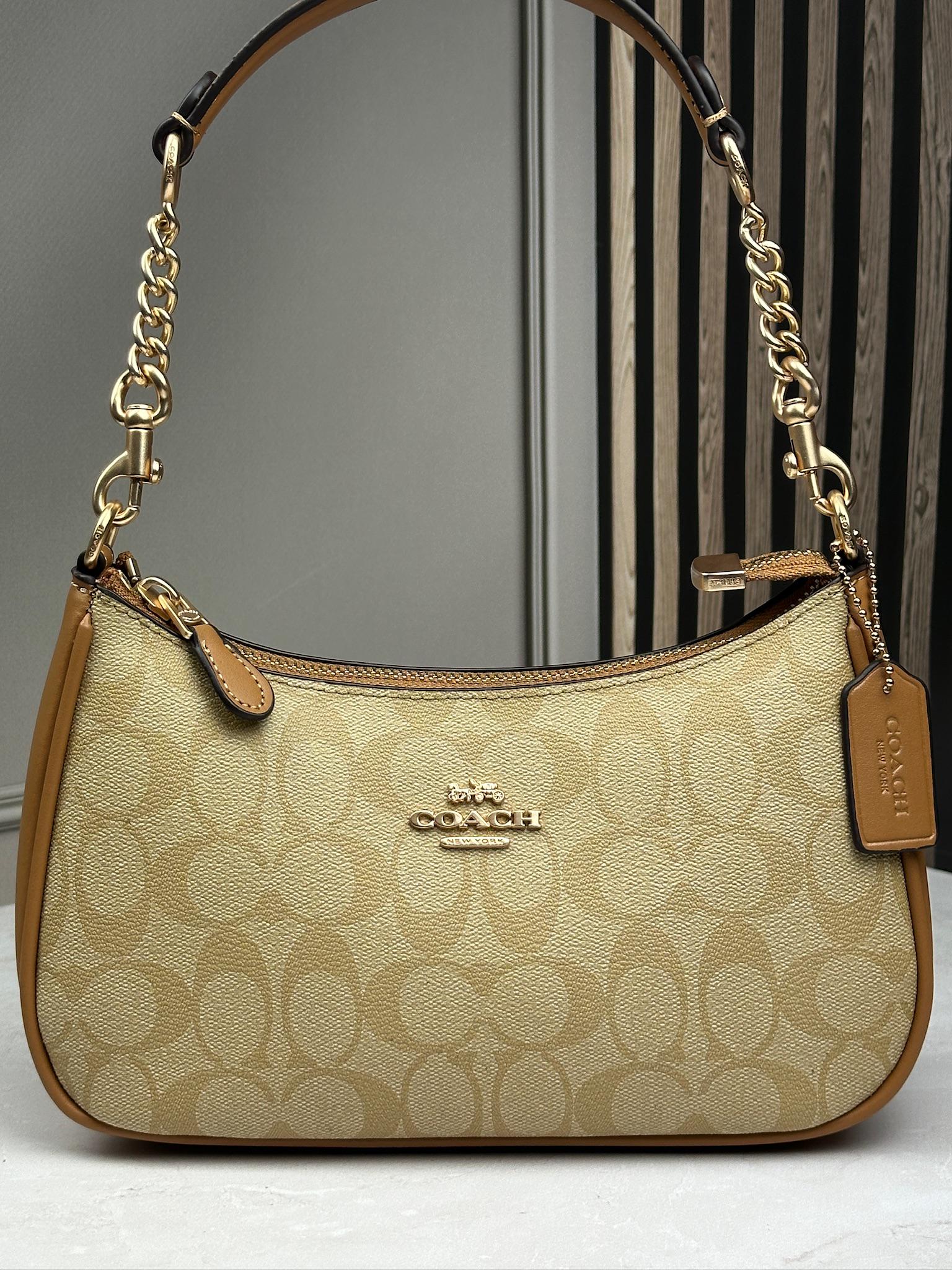 Сумка женская Coach Teri Shoulder Bag Signature Canvas Багет Коричневый