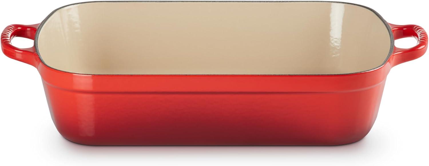 Форма для запекания Le Creuset Signature 33 см Cerise (20184332202422) - фото 2 Форма для запекания Le Creuset Signature 33 см Cerise (20184332202422) - фото 2