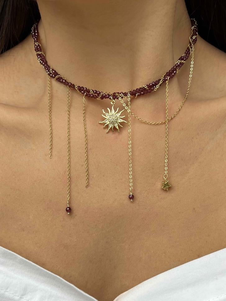 Кольє подвійне з каменю гранат з ланцюжками та сонцем (5610) Кольє подвійне з каменю гранат з ланцюжками та сонцем (5610)