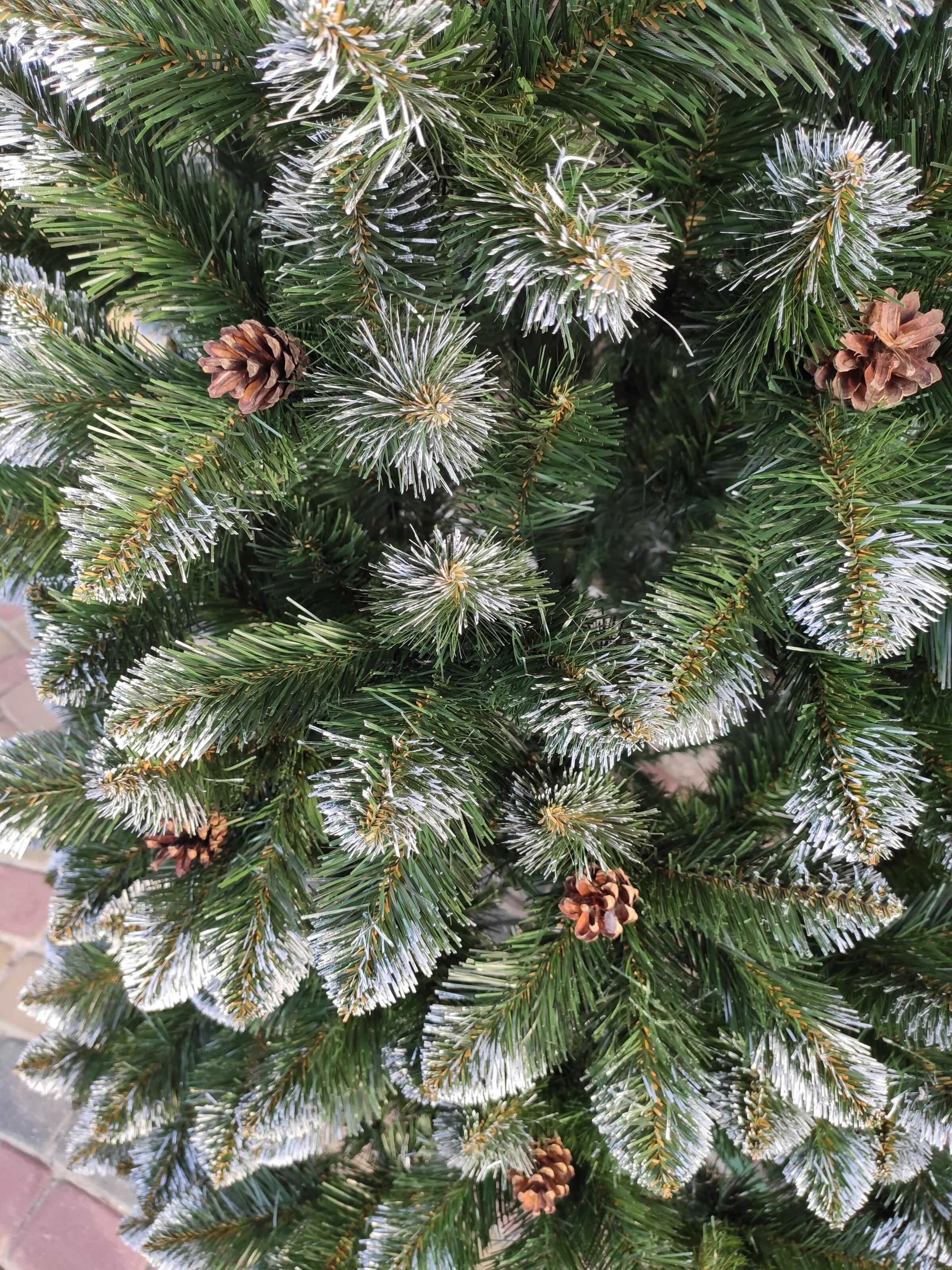 Ялинка штучна Хатинка Елітна з шишками та підставкою 1,80 м Зелений (Е 1,8) - фото 2