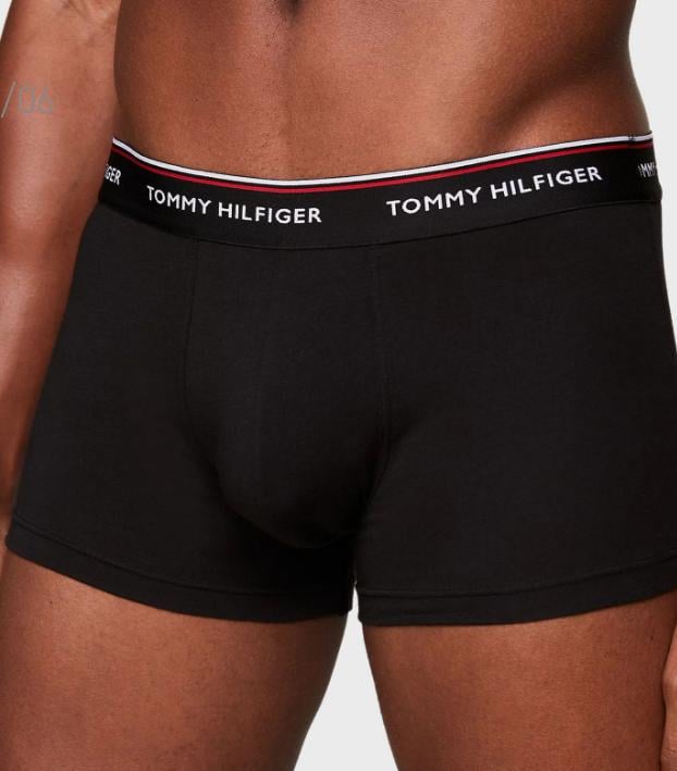 Набор трусов боксеров мужских Tommy Hilfiger PREMIUM ESSENTIALS 3 шт. S Белый/Серый/Черный (97443922) - фото 4 Набор трусов боксеров мужских Tommy Hilfiger PREMIUM ESSENTIALS 3 шт. S Белый/Серый/Черный (97443922) - фото 4