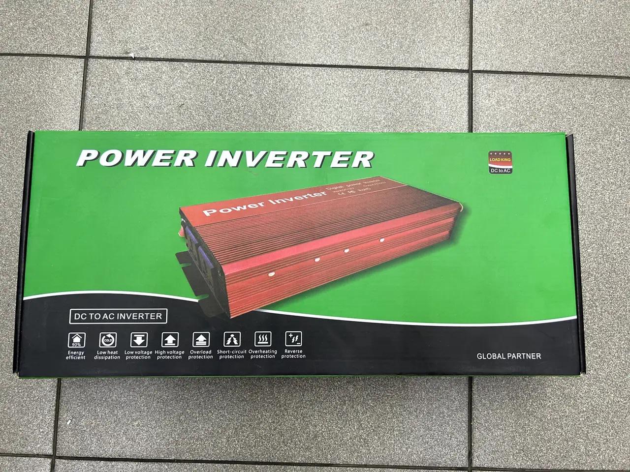 Перетворювач напруги Power Inverter PI-2651 з USB-портом 220 V 4000 W - фото 4 Перетворювач напруги Power Inverter PI-2651 з USB-портом 220 V 4000 W - фото 4