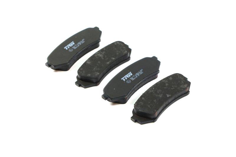 Тормозные колодки дисковые TRW Engine Components для Toyota Land Cruiser 100 задние (GDB3198)