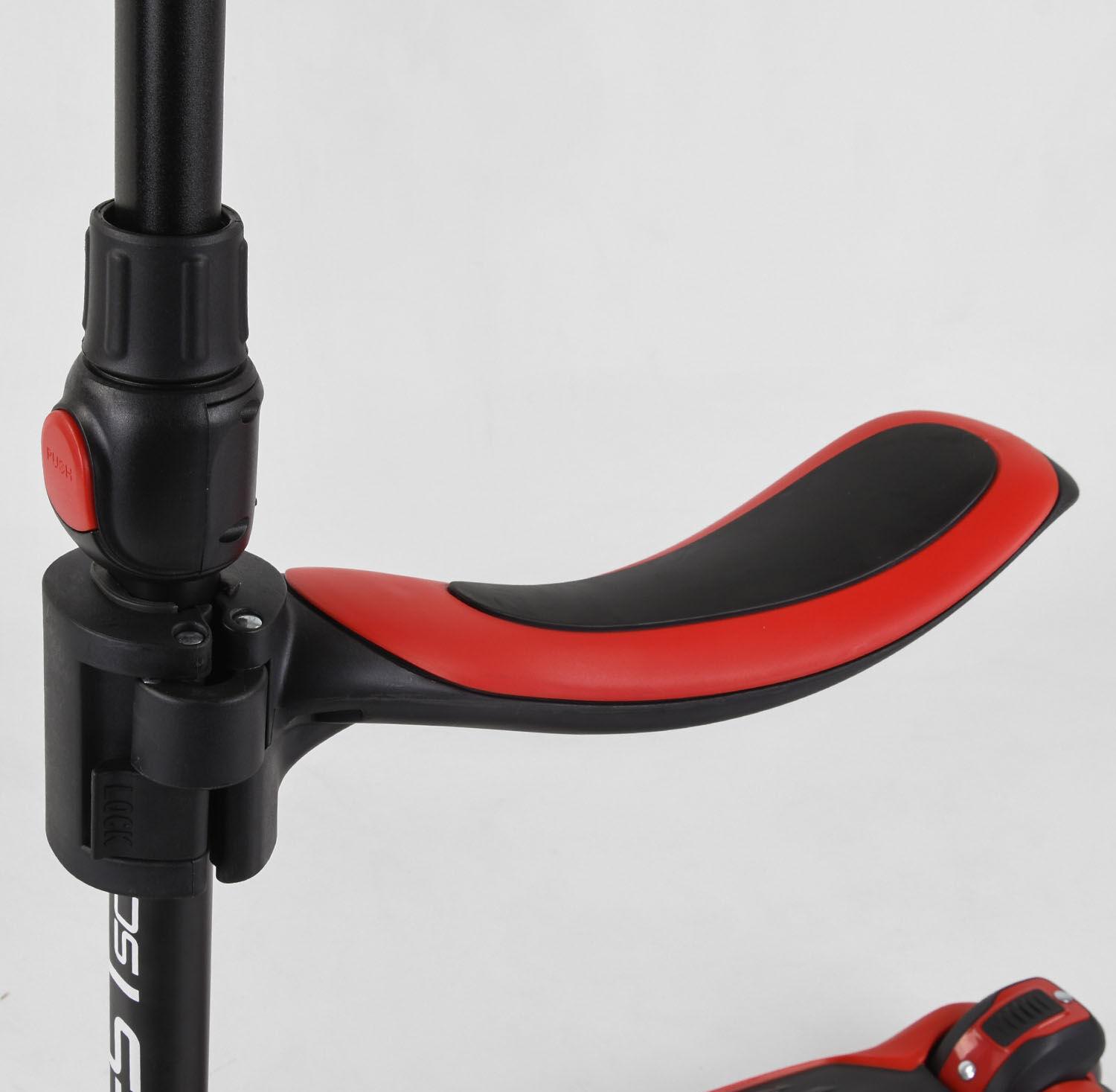 Самокат детский Best Scooter JS-10711 с сиденьем алюминиевый руль 3 PU колеса с подсветкой Красный (17694808) - фото 6 Самокат детский Best Scooter JS-10711 с сиденьем алюминиевый руль 3 PU колеса с подсветкой Красный (17694808) - фото 6