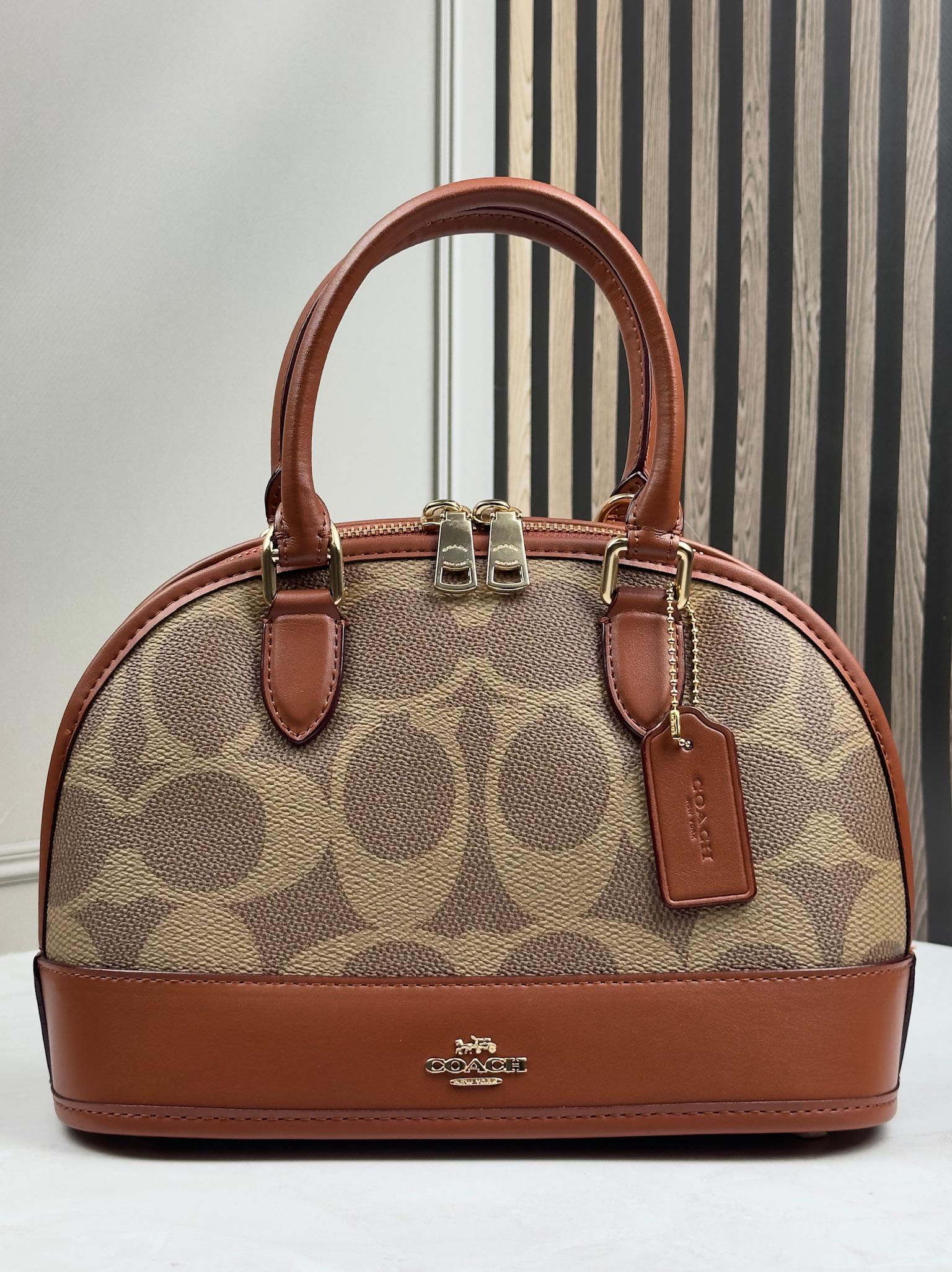 Сумка-кроссбоди Coach Sabrina 25 кожаная Коричневый