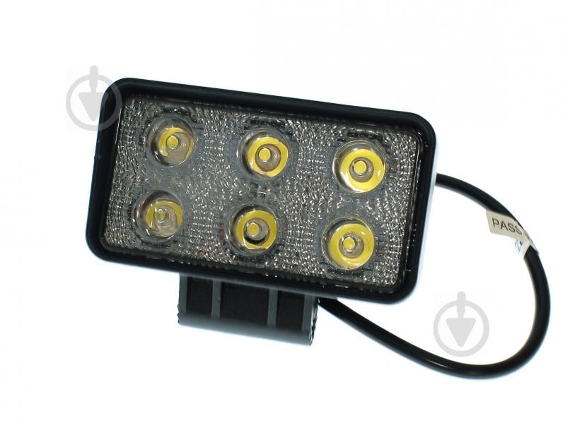 Светодиодная фара AllLight 09type18W 6chip OSRAM 3535 spot Светодиодная фара AllLight 09type18W 6chip OSRAM 3535 spot