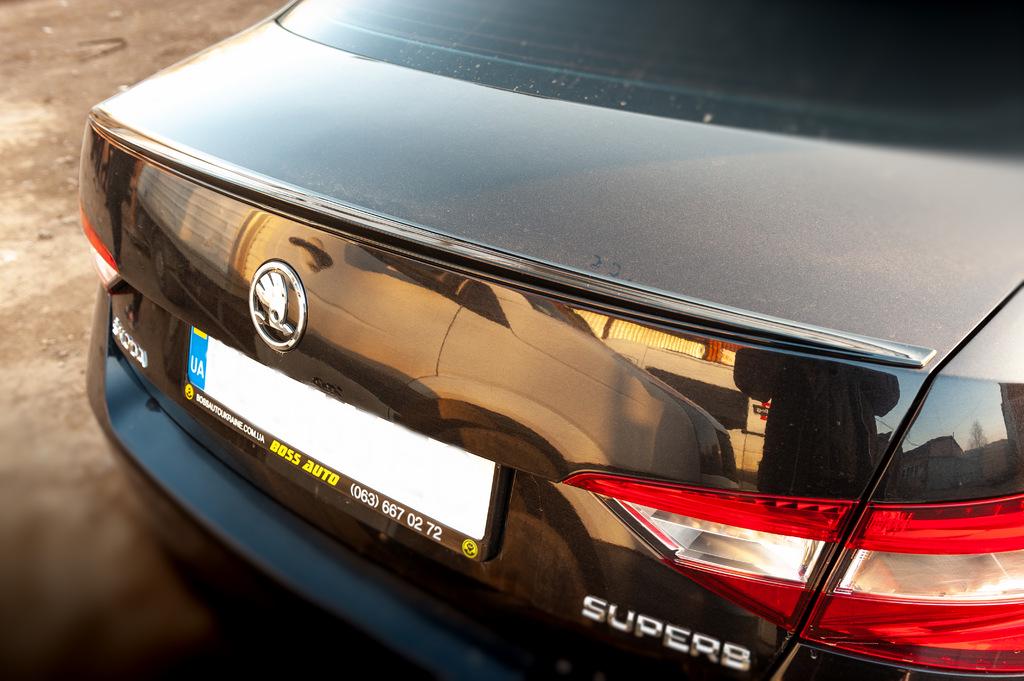 Спойлер LIP Sunplex для Skoda Superb 2015-2024 гг. abs-пластик Черный