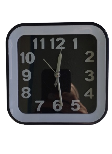 Будильник кварцевый 812 настольный/настенный 13х13х4,5 см Белый (3987А)