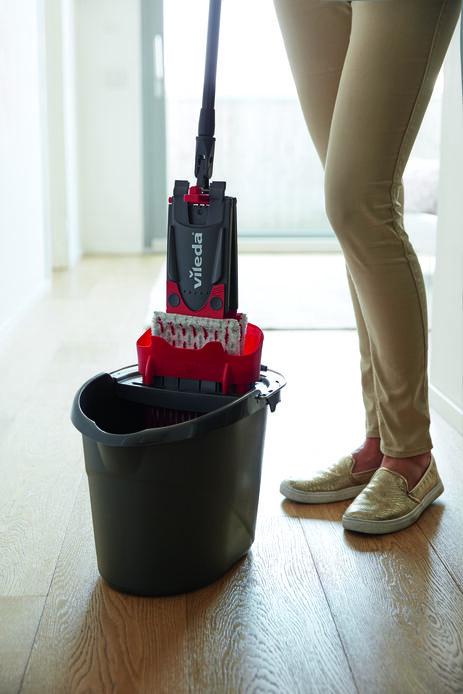 Набор для уборки Vileda UltraMax 2в1 швабра и ро с жимом (mx9063) - фото 9 Набор для уборки Vileda UltraMax 2в1 швабра и ро с жимом (mx9063) - фото 9