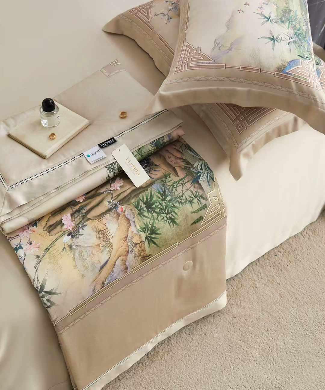 Комплект постельного белья Цветы с одеялом тенсел семейный (70122) - фото 3 Комплект постельного белья Цветы с одеялом тенсел семейный (70122) - фото 3