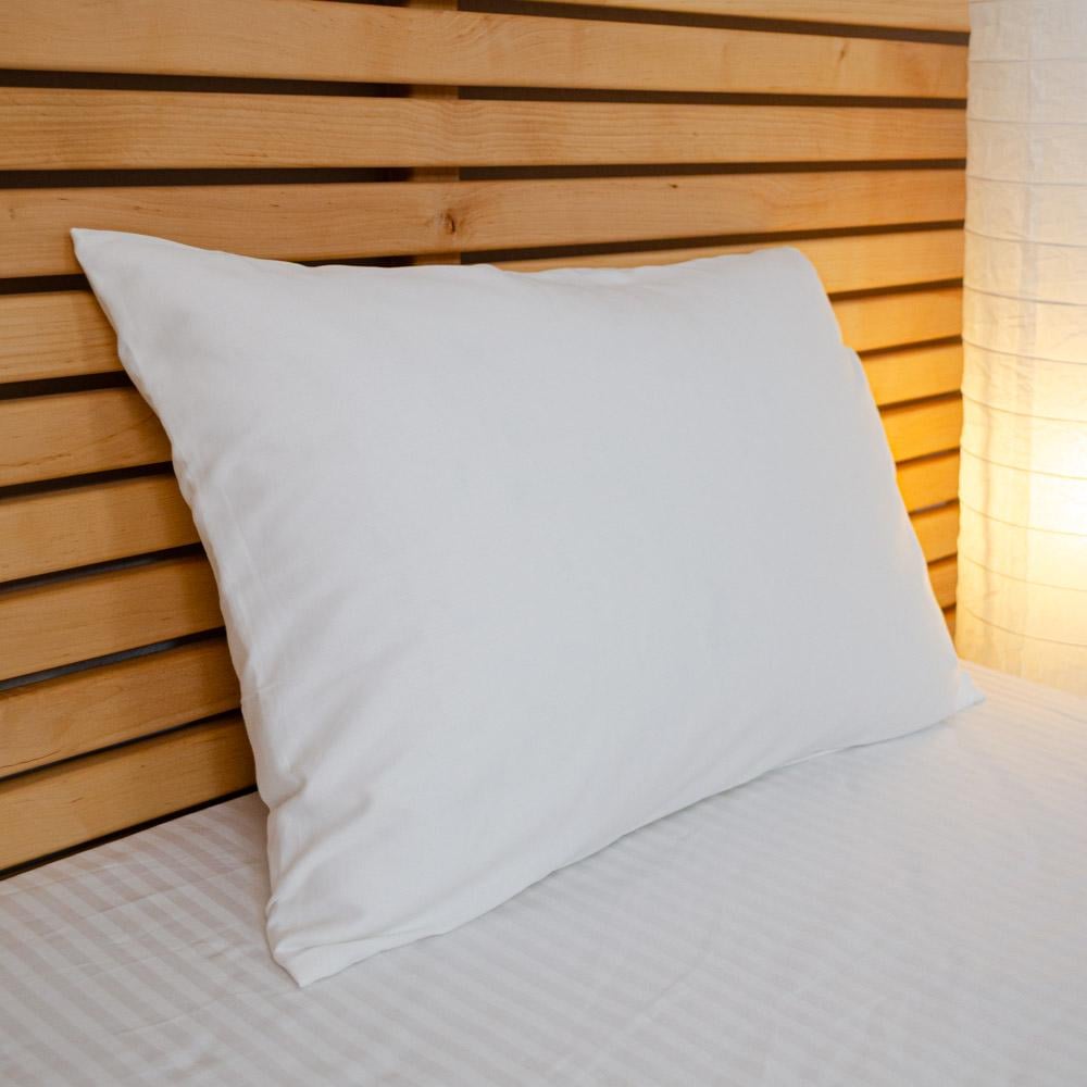 Наволочка на подушку YouStar сатин гладкофарбований 135 г/м2 50х50 см 1 шт. Білий (nav-sg-50x50-white) - фото 1 Наволочка на подушку YouStar сатин гладкофарбований 135 г/м2 50х50 см 1 шт. Білий (nav-sg-50x50-white) - фото 1