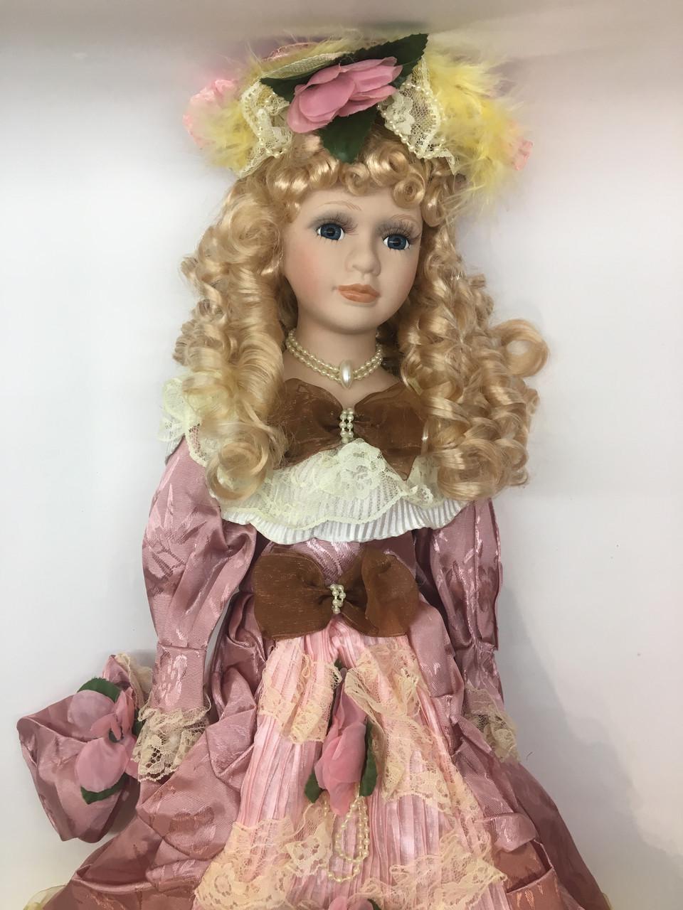 Лялька сувенірна Porcelain doll Маргарита порцелянова 50 см (1303-02) - фото 3