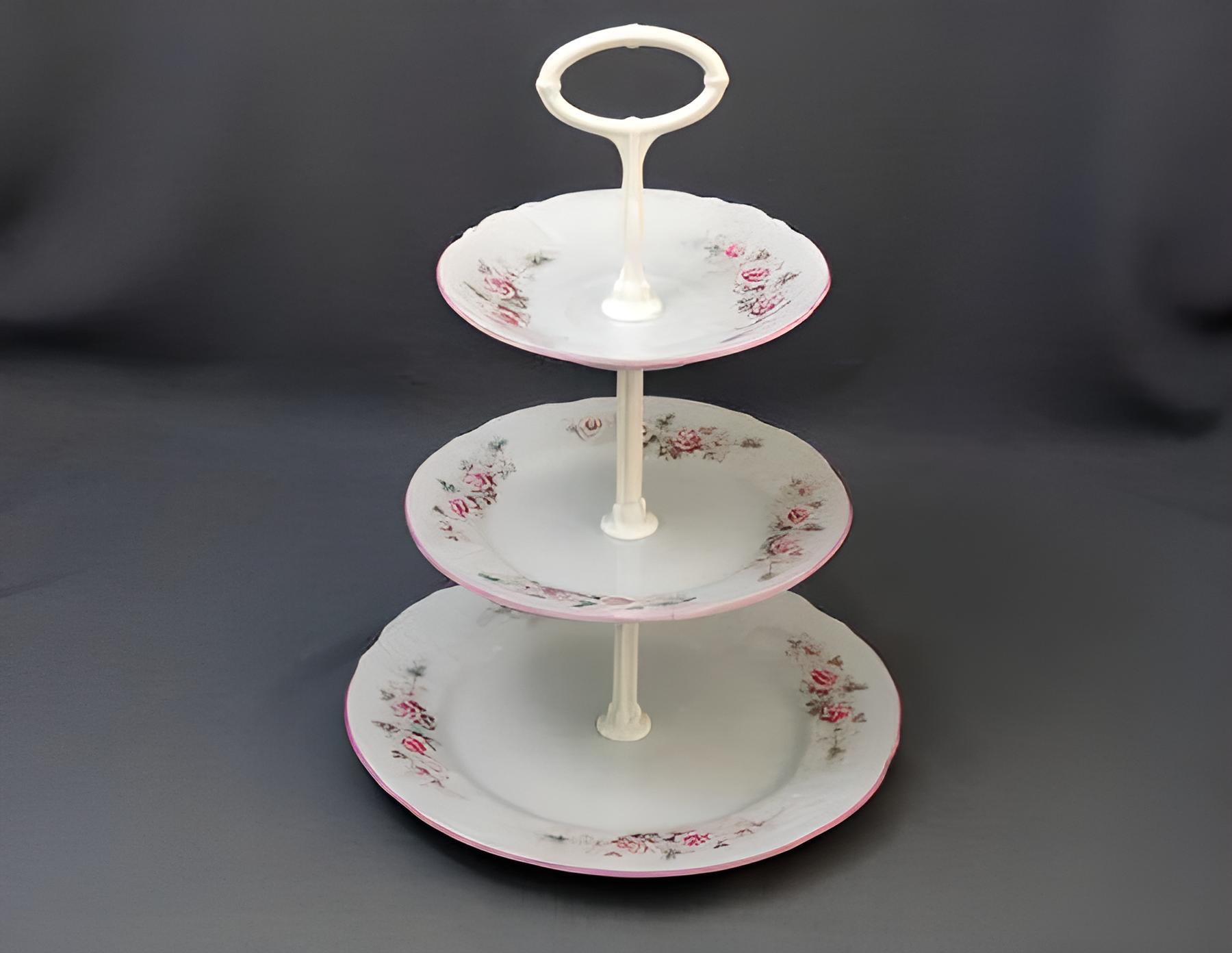 Тортовница Thun Bernadotte три яруса (00000004820)