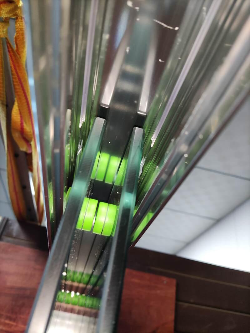 Душевая дверь в нишу KOER SR SD03-140x200-TR-01 прозрачное стекло Easy Clean 8 мм Хром (KR5385) - фото 6