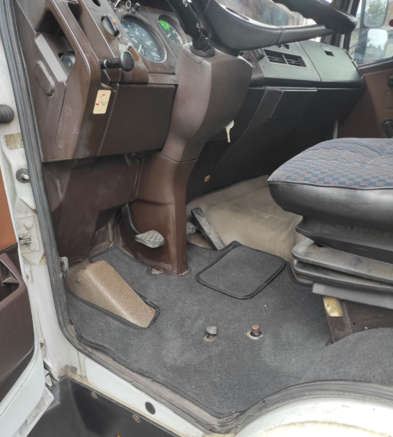 Коврики в салон ворсовые для Mercedes LN2/LK BM673-679 1984-1998 5 шт. (27326915)