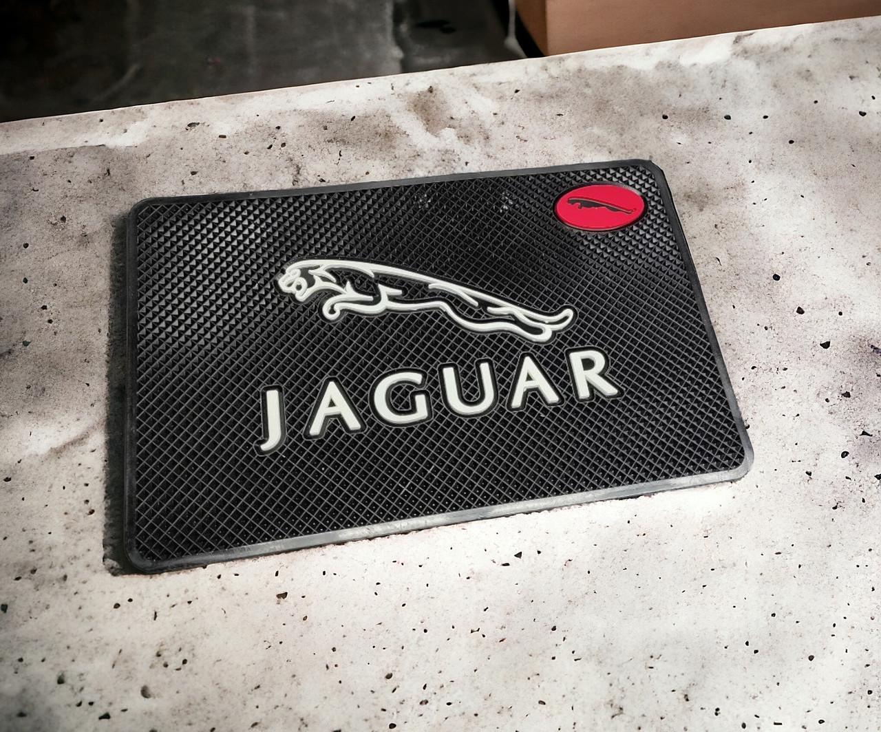 Коврик антискользкий Jaguar на панель авто (2118283619)