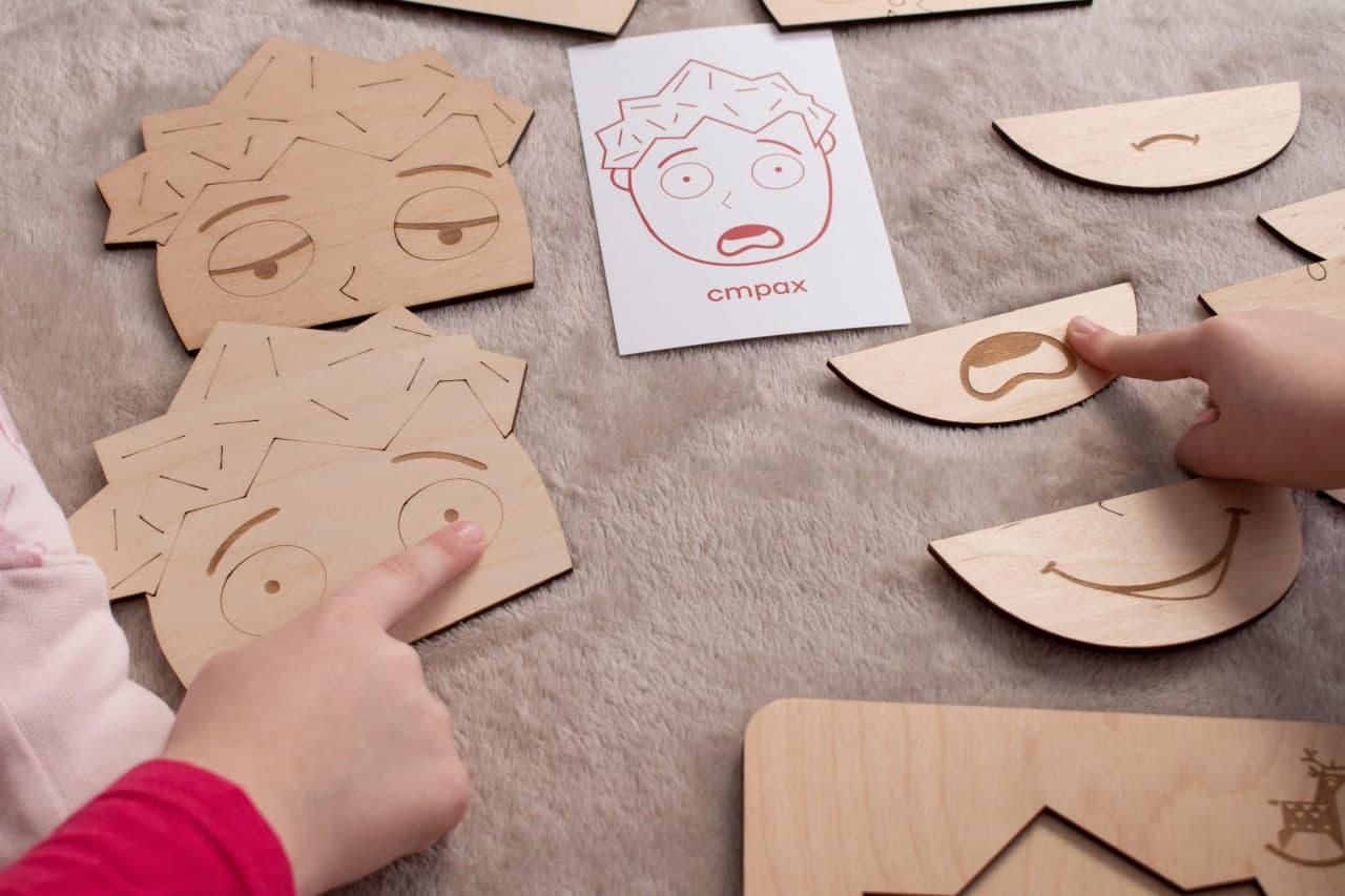 Настільна розвиваюча гра Зробив Тато "Вивчаємо емоції" пазли з картками (RZ0026) - фото 6 Настільна розвиваюча гра Зробив Тато "Вивчаємо емоції" пазли з картками (RZ0026) - фото 6