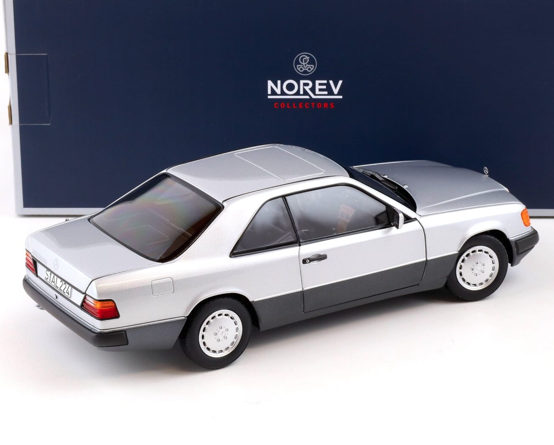 ᐉ Модель автомобиля Norev 1:18 Mercedes-Benz 300 CE-24 Coupe C124 1990 ...