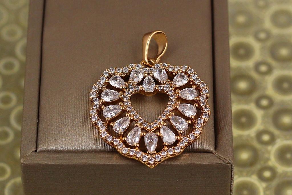 Кулон Xuping Jewelry большое сердце с капельками 3 см Золотистый (2559304998)