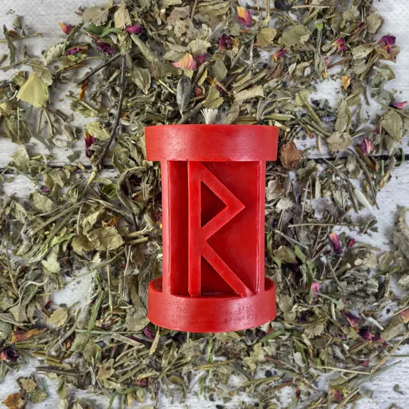 Свеча восковая Райдо Красный (1047)