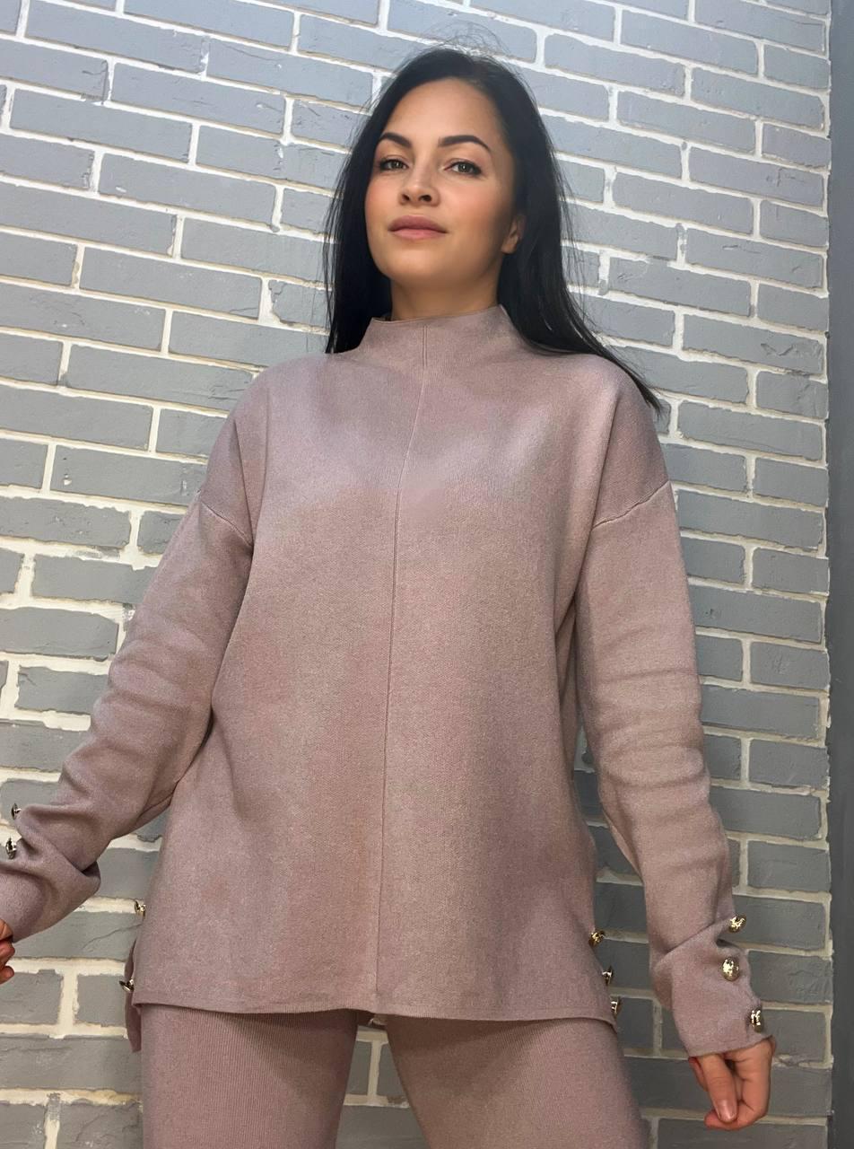 Костюм женский De Red 77029 вязка брюки со свитером OS Пудровый (3159) - фото 2 Костюм женский De Red 77029 вязка брюки со свитером OS Пудровый (3159) - фото 2