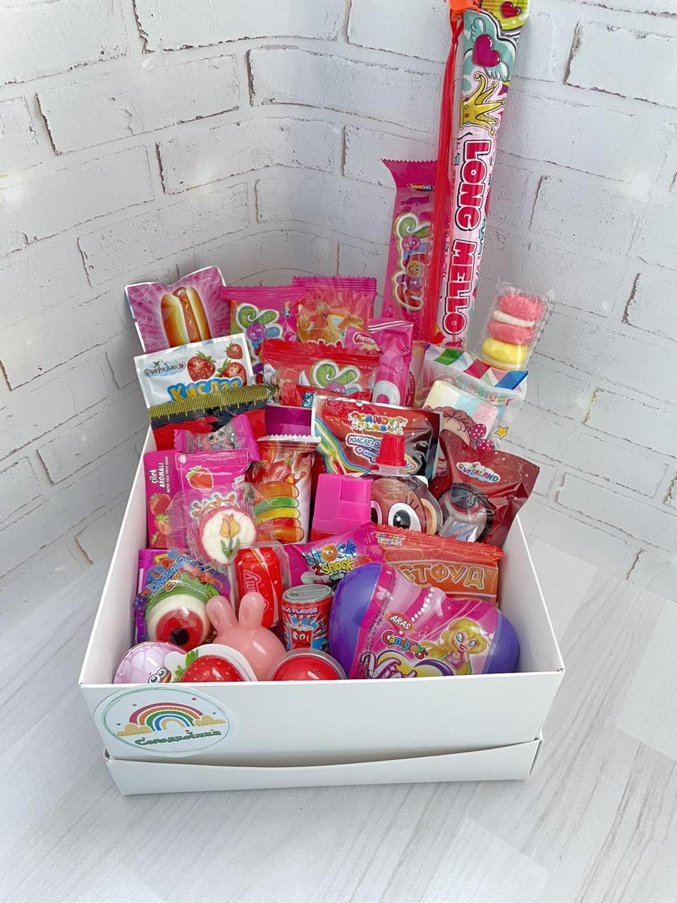 Подарунковий бокс для дитини з унікальним наповненням та сюрпризами Різнокольоровий (2051955929)