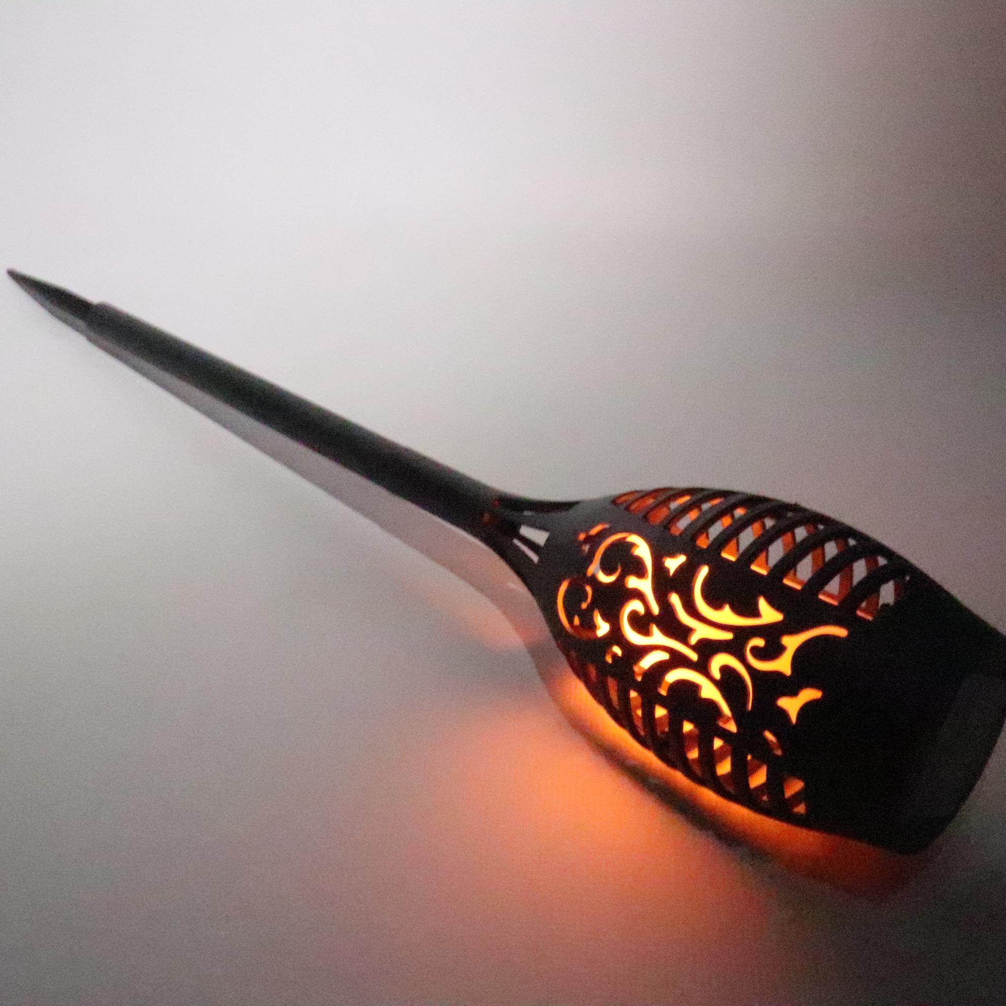 Светильник садовой на солнечной батарее с эффектом пламени 52 см (4123408) - фото 6 Светильник садовой на солнечной батарее с эффектом пламени 52 см (4123408) - фото 6