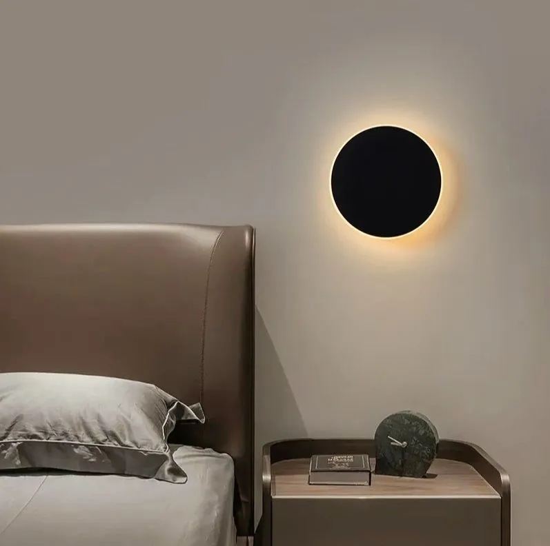 Светильник настенный светодиодный с сенсором 20 см 11W Черный (UK8)