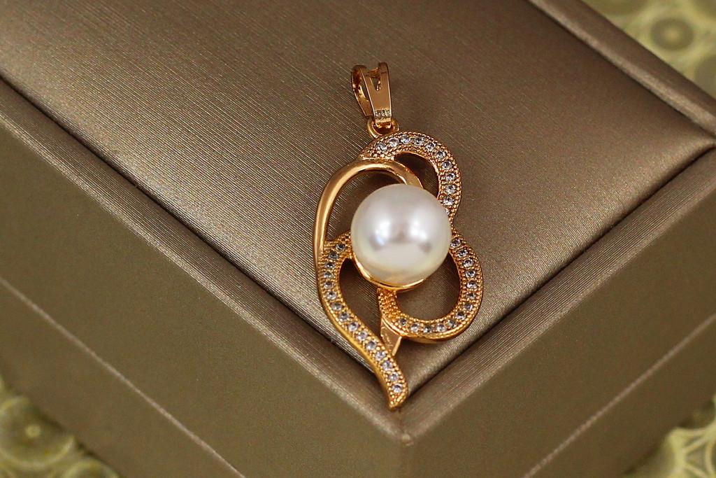Кулон Xuping Jewelry Предчувствие с жемчужиной 2,9 см Золотистый (2469511847)