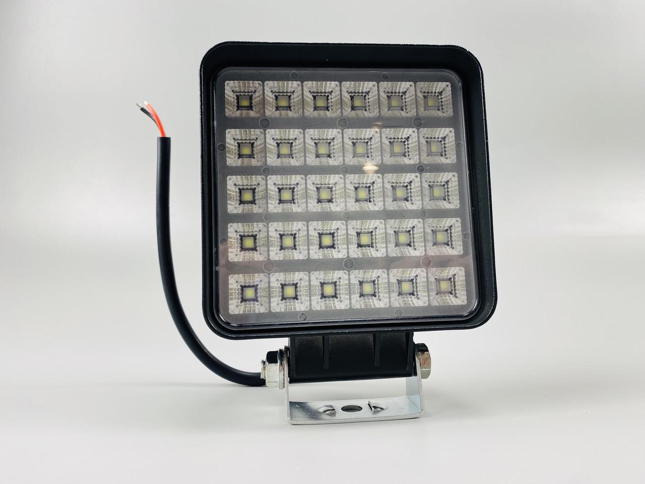 Фара светодиодная рабочая для внедорожника квадратная дальнего света 6000K 90W с выключателем на корпусе