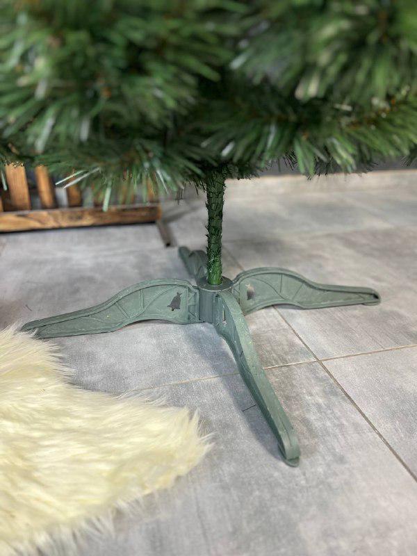 Штучна ялинка Монтана з пластиковою підставкою 1,9 м Зелений (YNK081340) - фото 4 Штучна ялинка Монтана з пластиковою підставкою 1,9 м Зелений (YNK081340) - фото 4