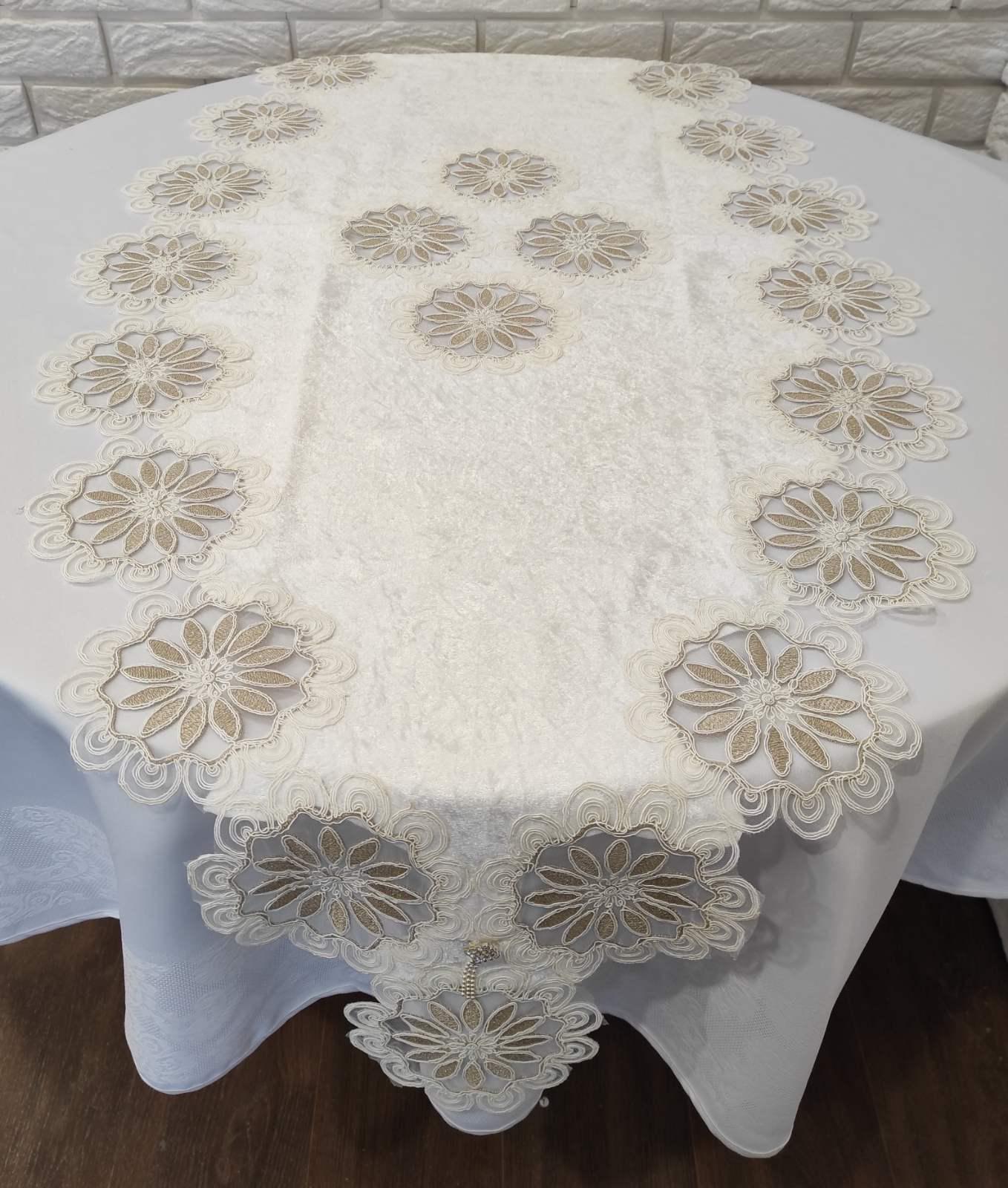 Дорожка велюровая Acme с кружевом 70x160 Sahra Krem (CN7589)