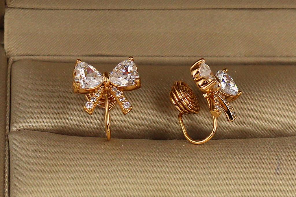 Серьги клипсы Xuping Jewelry Бантики 1,5 см Золотистый (33560148)