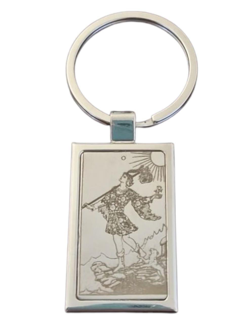 Брелок металлический для ключей с картой Таро Дурак 80 мм двухсторонний Брелок металлический для ключей с картой Таро Дурак 80 мм двухсторонний