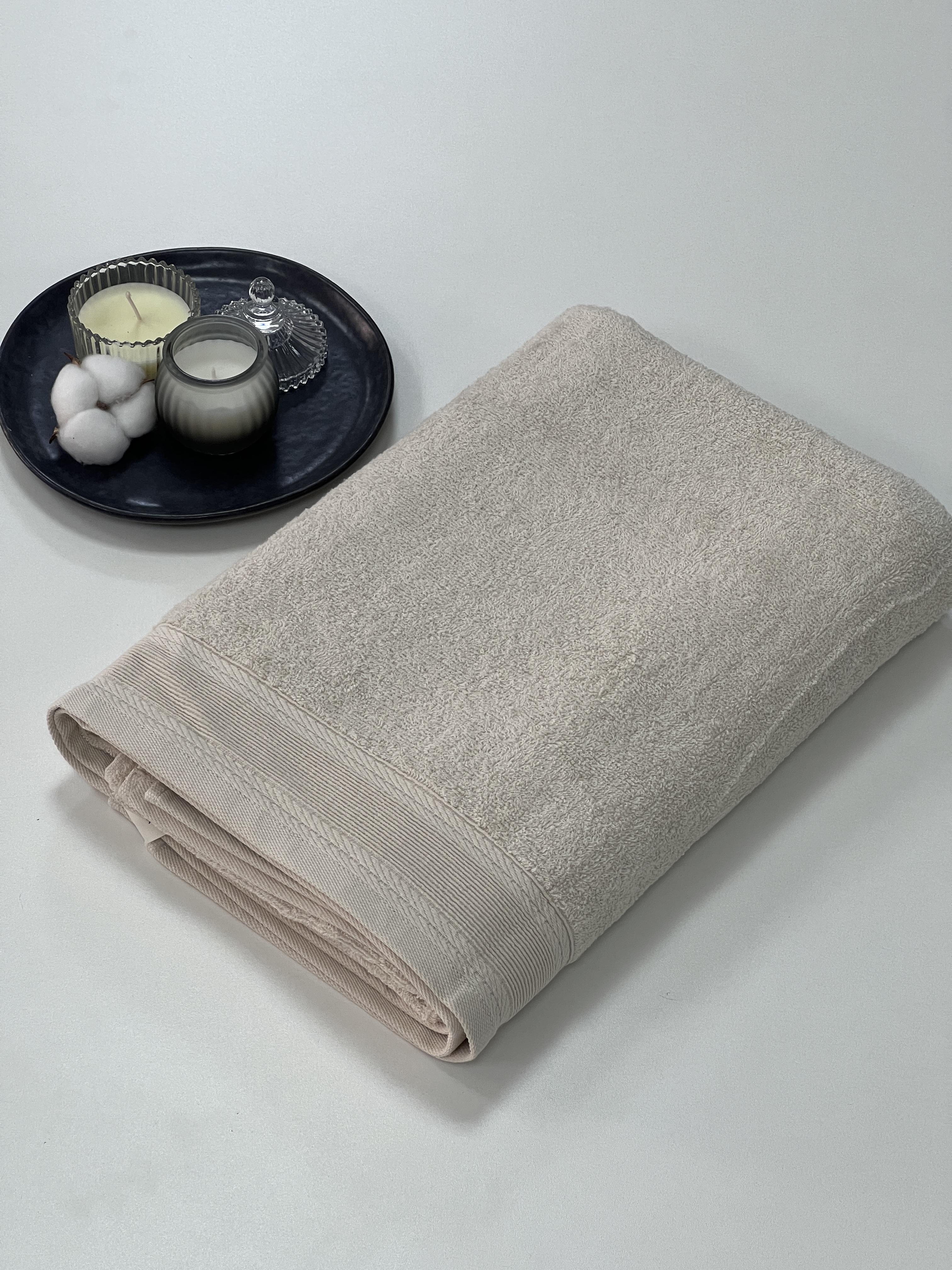 Полотенце махровое с бордюром 400г/м2 70х140 см Молочный (9900183) - фото 1