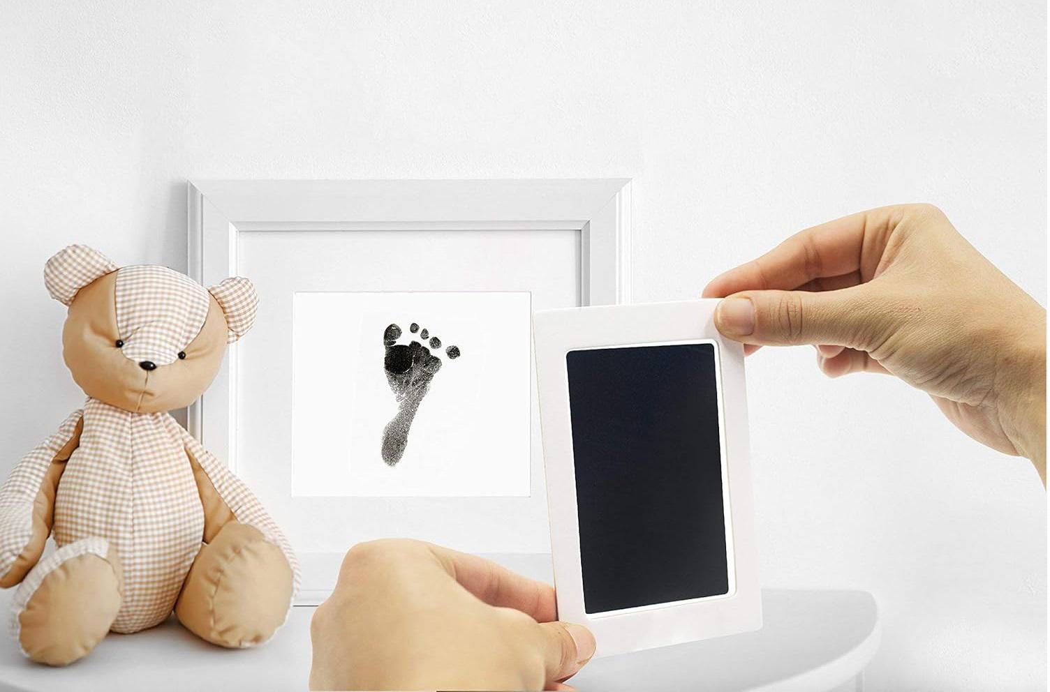 Набір для створення відбитків дитячих ручок і ніжок Чорний (20293) - фото 5 Набір для створення відбитків дитячих ручок і ніжок Чорний (20293) - фото 5