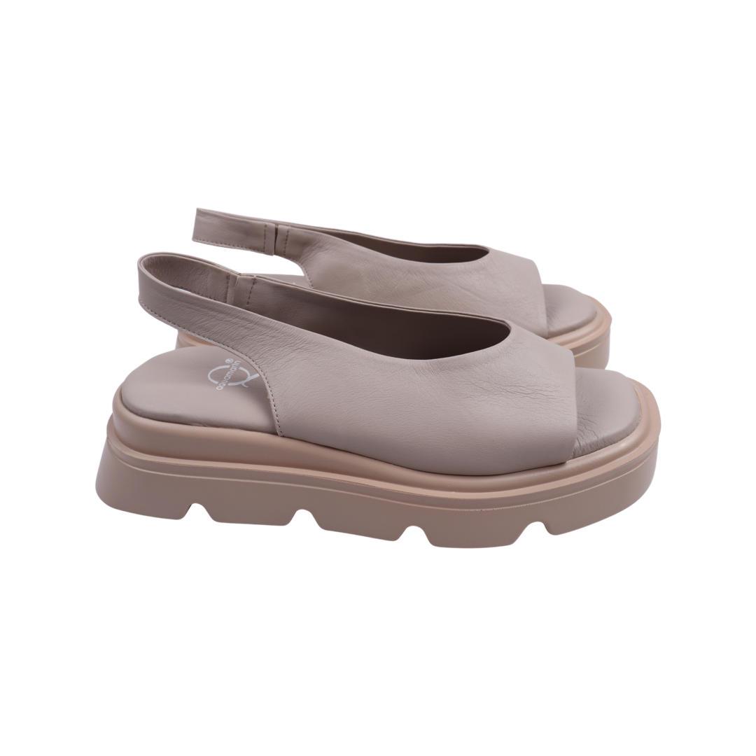 Босоножки женские Aquamarin из кожи р. 39 Капучино (2112-22LBC-)