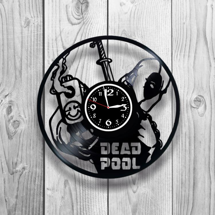 Часы настенные Дэдпул 0400  из виниловой пластинки