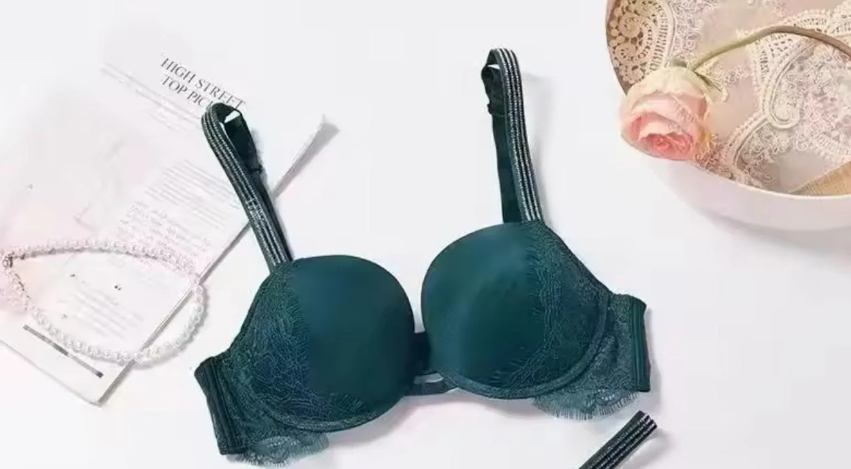 Бюстгальтер Victoria’s Secret 75С Зеленый (1618)