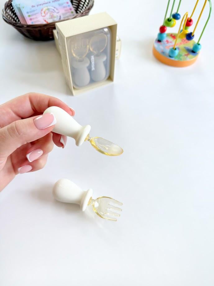 Набор детских приборов Heorshe ложка/вилка с 6 месяцев Белый (28056280) - фото 5 Набор детских приборов Heorshe ложка/вилка с 6 месяцев Белый (28056280) - фото 5