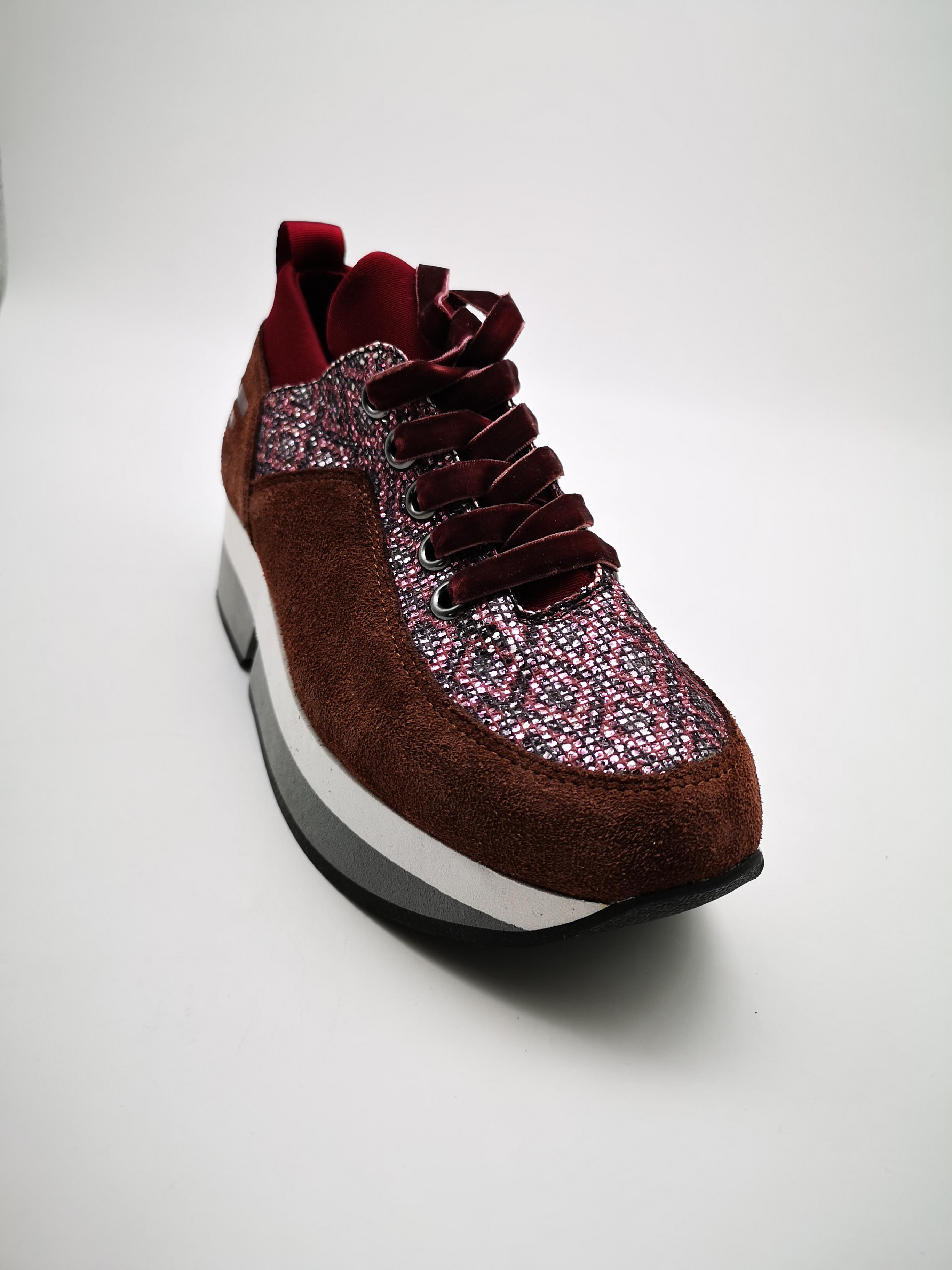 Кросівки жіночі Fornarina FK108 p. 37