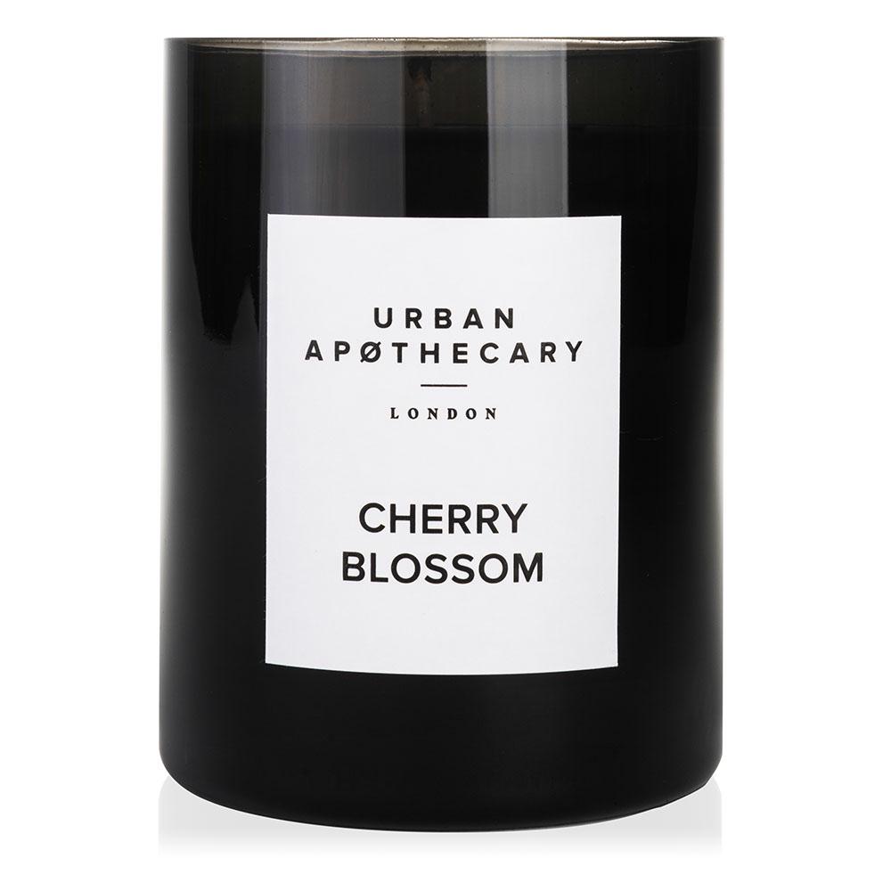 Ароматическая свеча Urban apothecary Cherry blossom 300 г (UALWCBC300)
