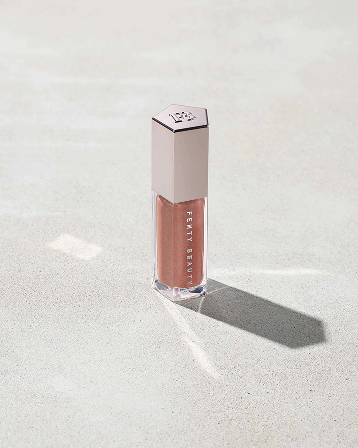 Блеск для губ аналог Fenty Beauty Gloss Bomb Universal (840026665698)